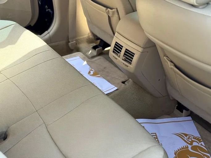 Used Toyota Avalon III Facelift 2, 3.5 l, 2011 in Sharjah by Al Muhtaref Used Cars, Black color. American Specs | AUTO.AE