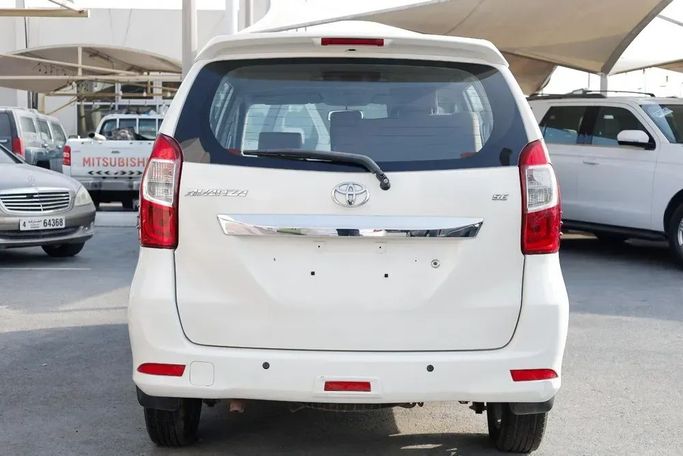 Подержанный Toyota Avanza II, 1.5 л, 2019 в Шардже от Qasr Al Furqan Used Cars Белый цвет. GCC | AUTO.AE