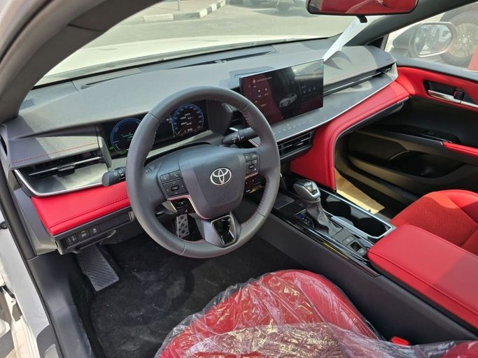 New Toyota Camry IX (XV80) China Market, 2.0 l, 2025 in Sharjah by Rebou Najd Used Cars, White color. Chinese Specs | AUTO.AE