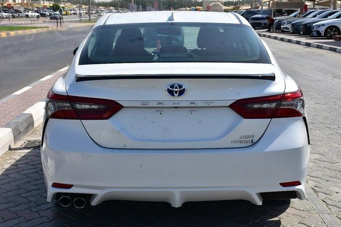Used Toyota Camry VIII (XV70) Facelift, 2.5 l, 2024 in Sharjah by Alfaris Used Cars, White color. Other | AUTO.AE