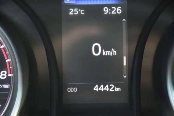 Used Toyota Camry VIII (XV70) Facelift, 2.5 l, 2024 in Sharjah by Alfaris Used Cars, White color. GCC Specs | AUTO.AE