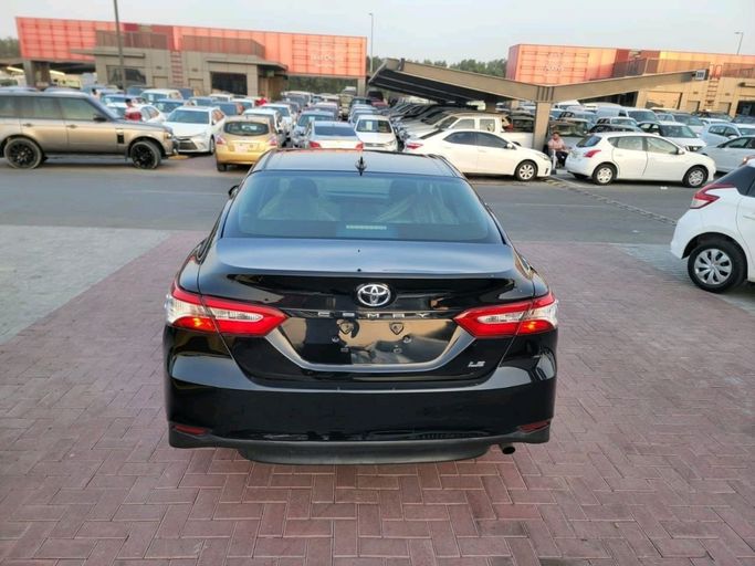 Used Toyota Camry VIII (XV70), 2.5 l, 2019 in Sharjah by Golden Deal Cars, Black color. American Specs | AUTO.AE
