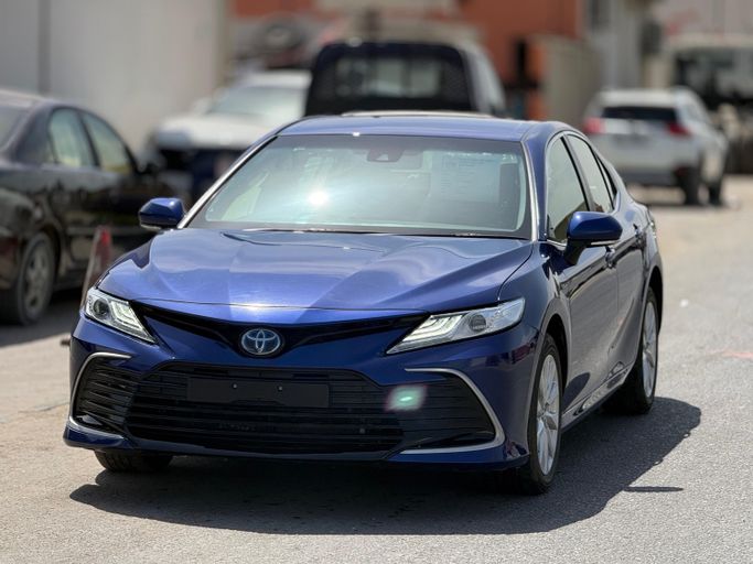 مستعملة Toyota Camry عملية فيس ليفت VIII (XV70), 2.5 l, 2024 في في الإمارات, الشارقة من Luluat Al Khan Used Auto spare Parts، اللون أزرق. المواصفات الأسترالية | AUTO.AE | إعلان #274857