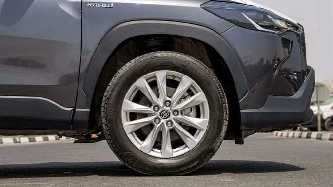 Новый Toyota Corolla Cross I, 1.8 л, 2023 в Шардже от Nour Alnukhba Motors Серый цвет. Other | AUTO.AE