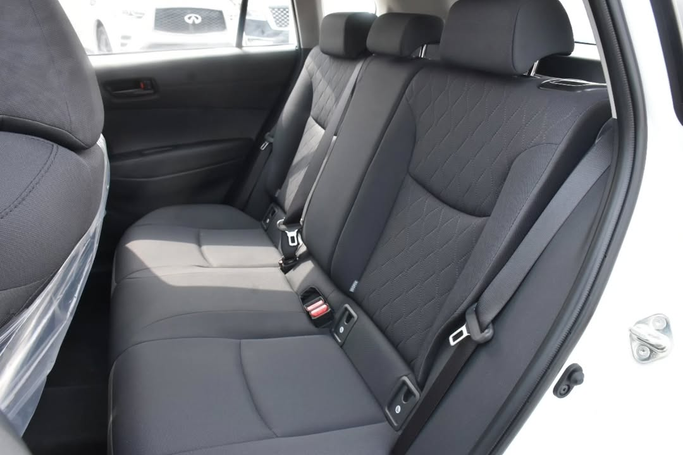 Новый Toyota Corolla Cross I, 1.8 л, 2025 в Шардже от Alfaris Used Cars Белый цвет. Other | AUTO.AE