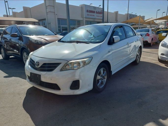 Used Toyota Corolla X (E140, E150) Facelift, 1.6 l, 2011 in Sharjah by Al Qanaah Used Cars, White color. GCC Specs | AUTO.AE
