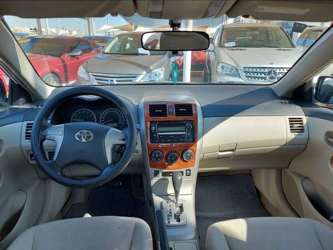 Used Toyota Corolla X (E140, E150) Facelift, 1.6 l, 2011 in Sharjah by Al Qanaah Used Cars, White color. GCC Specs | AUTO.AE