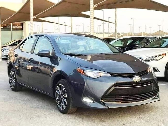 Used Toyota Corolla XI (E160, E170, E180) Facelift 1, 1.8 l, 2017 in Sharjah by Al Nukhba Al Malakyah Used Cars, Navy Blue color. American Specs | AUTO.AE