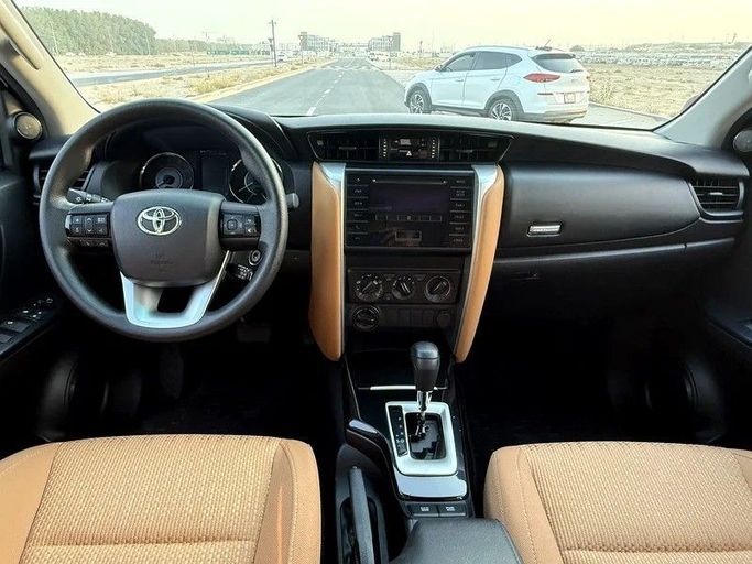 Used Toyota Fortuner II Facelift, 2.7 l, 2020 in Sharjah by Elmorshedi Motors, White color. GCC Specs | AUTO.AE