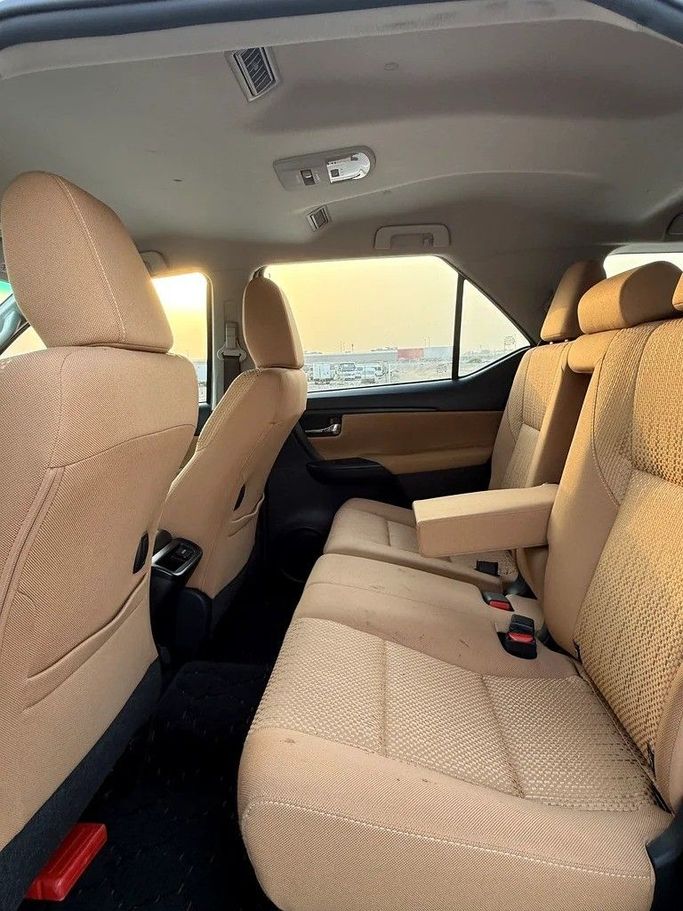 Used Toyota Fortuner II Facelift, 2.7 l, 2020 in Sharjah by Elmorshedi Motors, White color. GCC Specs | AUTO.AE