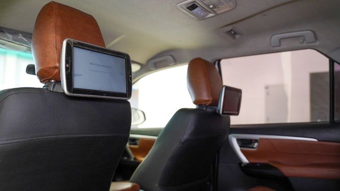 Подержанный Toyota Fortuner II, 4 л, 2016 в Шардже от Alsalama Motors Белый цвет. GCC | AUTO.AE