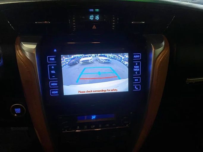 Used Toyota Fortuner II, 2.7 l, 2016 in Sharjah by Black Wheel Used Cars, White color. GCC Specs | AUTO.AE