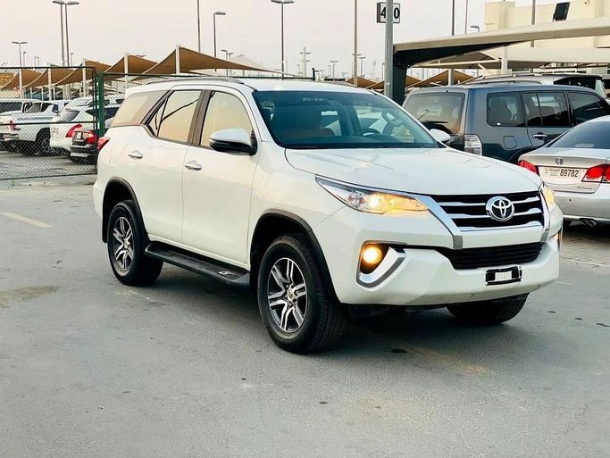 Used Toyota Fortuner II, 2.7 l, 2020 in Sharjah by AL Irfan  Used cars, White color.  | AUTO.AE