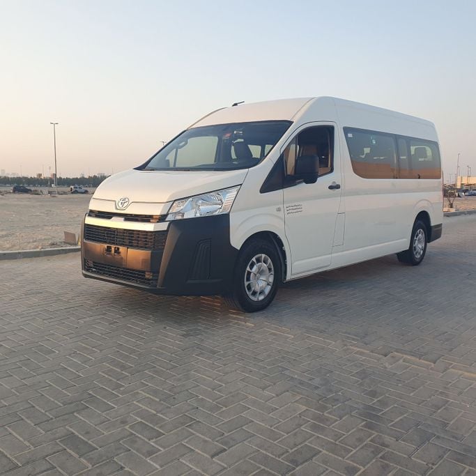 Used Toyota HiAce H300, 3.5 l, 2022 in Sharjah by Ishtar Used Cars, White color. GCC Specs | AUTO.AE