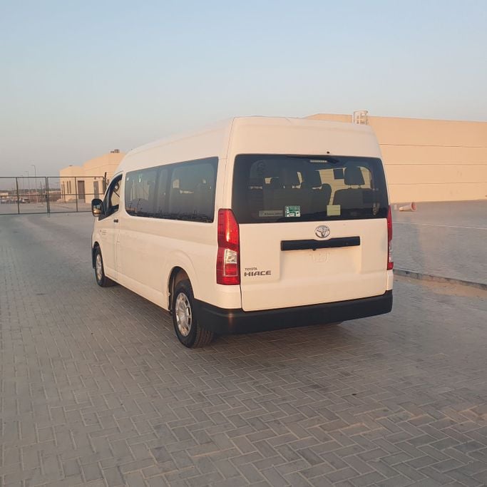 Used Toyota HiAce H300, 3.5 l, 2022 in Sharjah by Ishtar Used Cars, White color. GCC Specs | AUTO.AE