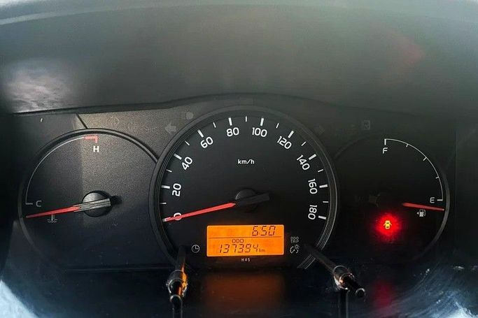 Подержанный Toyota HiAce H200 Рестайлинг, 2.0 л, 2021 в Шардже от First Choice Cars Белый цвет. GCC | AUTO.AE