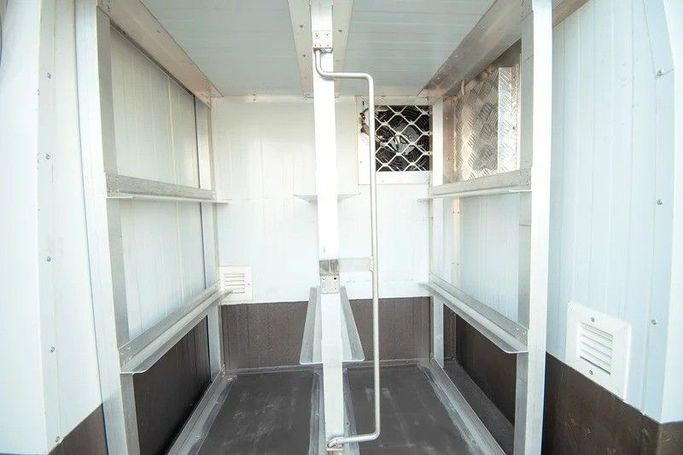 Used Toyota HiAce H200 Facelift, 2.0 l, 2020 in Sharjah by First Choice Cars, Yellow color. GCC Specs | AUTO.AE