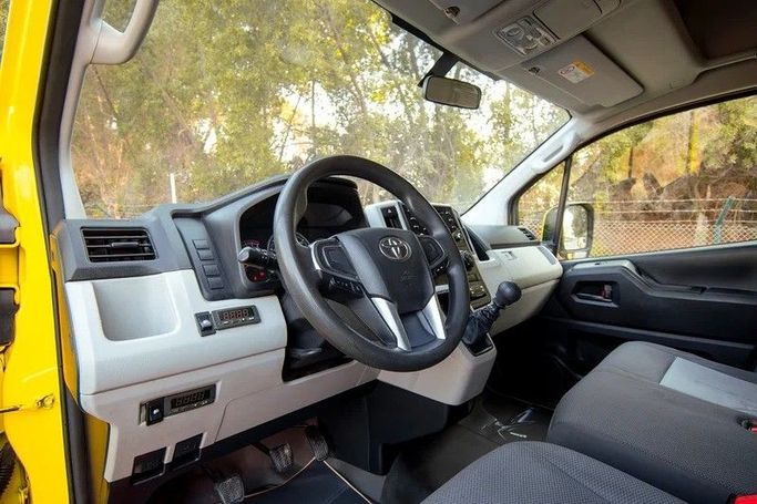 Used Toyota HiAce H200 Facelift, 2.0 l, 2020 in Sharjah by First Choice Cars, Yellow color. GCC Specs | AUTO.AE