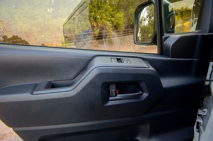 Used Toyota HiAce H200 Facelift, 2.0 l, 2020 in Sharjah by First Choice Cars, White color. GCC Specs | AUTO.AE