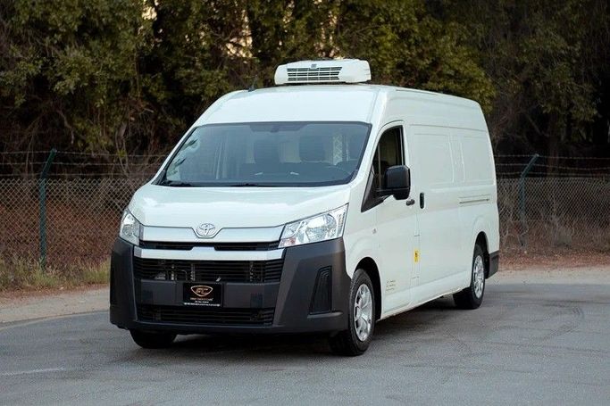 Used Toyota HiAce H300, 3.5 l, 2021 in Sharjah by First Choice Cars, White color. GCC Specs | AUTO.AE