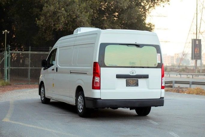 Used Toyota HiAce H300, 3.5 l, 2021 in Sharjah by First Choice Cars, White color. GCC Specs | AUTO.AE