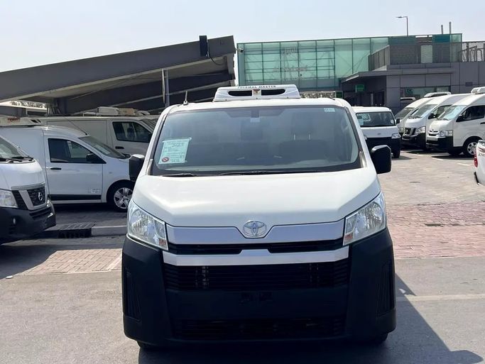 Used Toyota HiAce H300, 3.5 l, 2023 in UAE, Sharjah by Al Nabeel Used Cars, White color. GCC Specs | AUTO.AE | Listing #279020