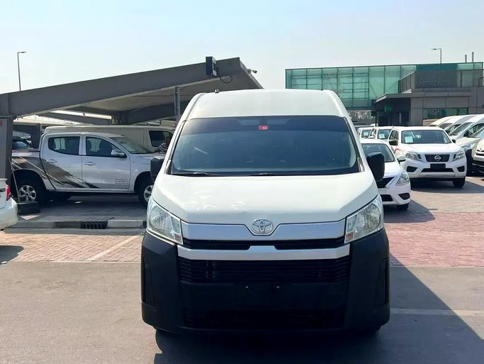 Used Toyota HiAce H300, 3.5 l, 2022 in UAE, Sharjah by Al Nabeel Used Cars, White color. GCC Specs | AUTO.AE | Listing #279054