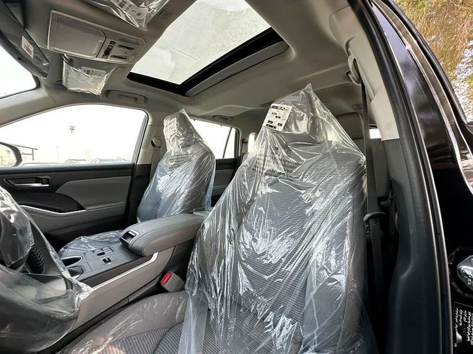 Новый Toyota Highlander IV (U70), 2.5 л, 2025 в Шардже от Almarid Motors Белый цвет. GCC | AUTO.AE