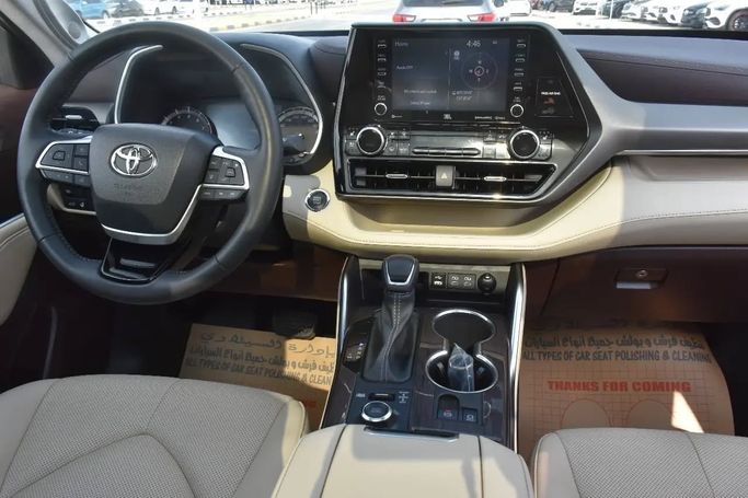Used Toyota Highlander IV (U70), 3.5 l, 2022 in Sharjah by Alfaris Used Cars, Blue color. Other | AUTO.AE