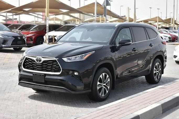 Used Toyota Highlander IV (U70), 3.5 l, 2021 in Sharjah by Alfaris Used Cars, Black color. Other | AUTO.AE