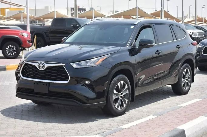 Used Toyota Highlander IV (U70), 3.5 l, 2021 in Sharjah by Alfaris Used Cars, Black color. Other | AUTO.AE