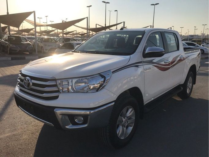 Used Toyota Hilux VIII, 4.0 l, 2020 in Sharjah by Alhamoor Used Cars, White color. GCC Specs | AUTO.AE
