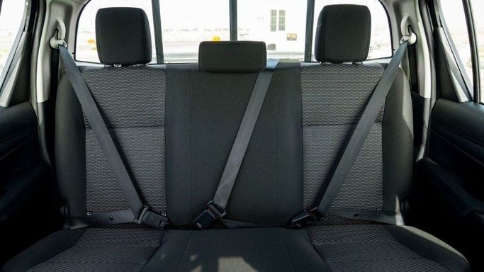 Новый Toyota Hilux VIII Рестайлинг, 2.4 л, 2024 в Шардже от Nour Alnukhba Motors Серый цвет. Other | AUTO.AE