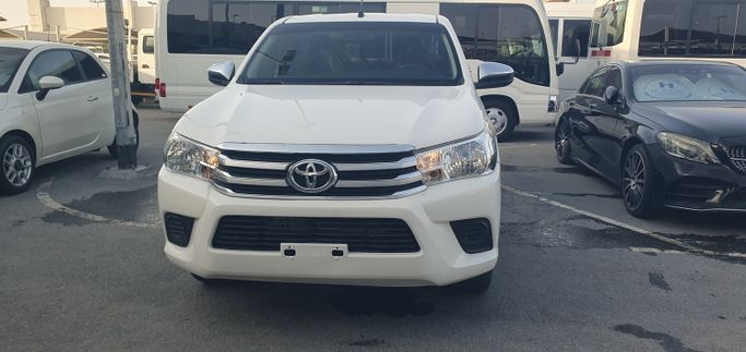 مستعملة Toyota Hilux ثامناً, 2.7 l, 2024 في في الشارقة من Ishtar Used Cars، اللون أبيض. مواصفات الخليج | AUTO.AE | إعلان #271816