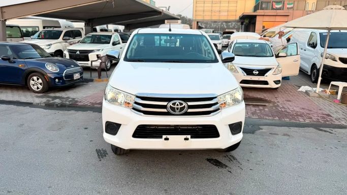 Used Toyota Hilux VIII, 2.7 l, 2017 in UAE, Sharjah by Al Nabeel Used Cars, White color. GCC Specs | AUTO.AE | Listing #279006