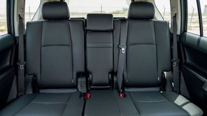 Новый Toyota Land Cruiser Prado 150 Series Рестайлинг 3, 4.0 л, 2023 в Шардже от Nour Alnukhba Motors Серый цвет. Other | AUTO.AE