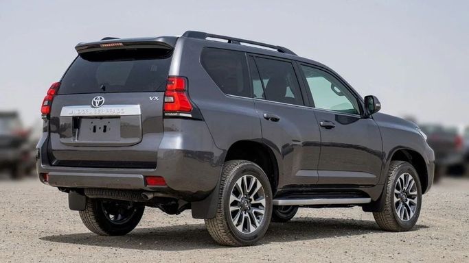 Новый Toyota Land Cruiser Prado 150 Series Рестайлинг 3, 4.0 л, 2023 в Шардже от Nour Alnukhba Motors Серый цвет. Other | AUTO.AE