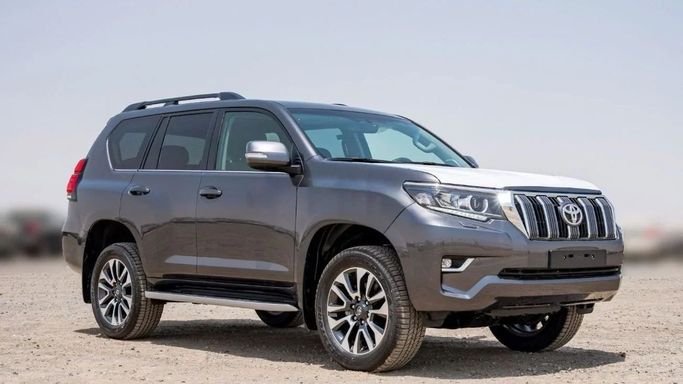 Новый Toyota Land Cruiser Prado 150 Series Рестайлинг 3, 2.8 л, 2023 в Шардже от Nour Alnukhba Motors Серый цвет. Other | AUTO.AE