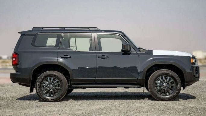 Новый Toyota Land Cruiser Prado 250 Series, 2.8 л, 2024 в Шардже от Nour Alnukhba Motors Серый цвет. Other | AUTO.AE