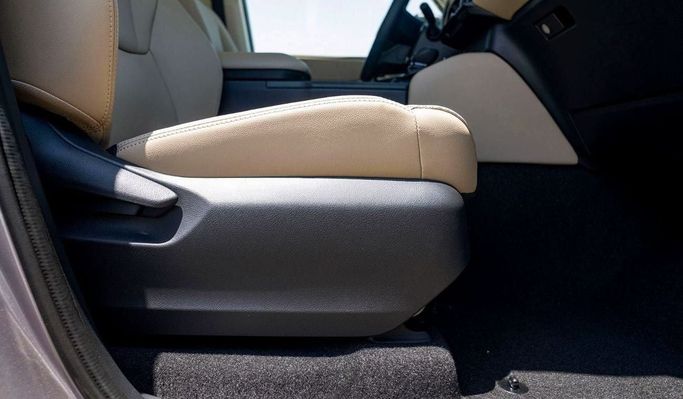 Новый Toyota Land Cruiser Prado 250 Series, 2.8 л, 2025 в Шардже от Nour Alnukhba Motors Бронзовый цвет. Other | AUTO.AE