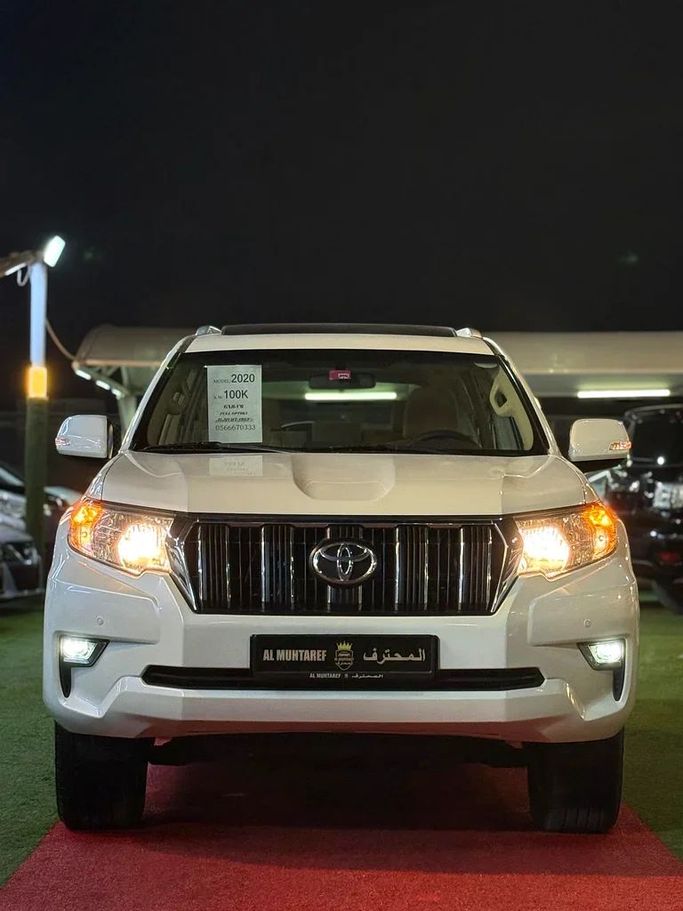 Used Toyota Land Cruiser Prado 150 Series Facelift 3, 4.0 l, 2020 in Sharjah by Al Muhtaref Used Cars, White color. GCC Specs | AUTO.AE