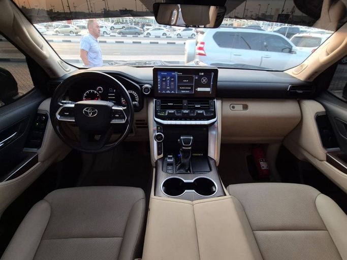 Used Toyota Land Cruiser 300 Series, 3.4 l, 2023 in Sharjah by Rebou Najd Used Cars, Black color. GCC Specs | AUTO.AE