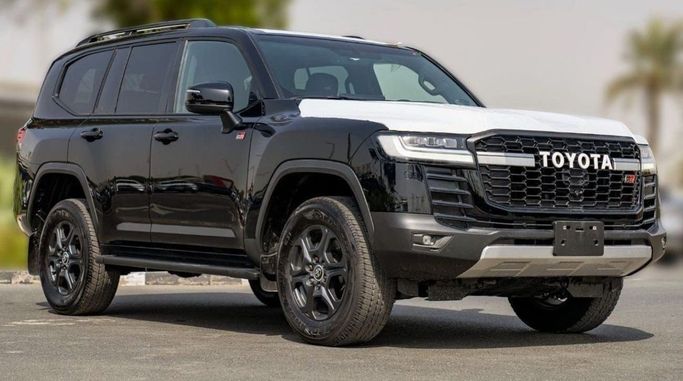 New Toyota Land Cruiser 300 Series, 3.3 l, 2023 in Sharjah by Nour Alnukhba Motors, Black color. Other | AUTO.AE