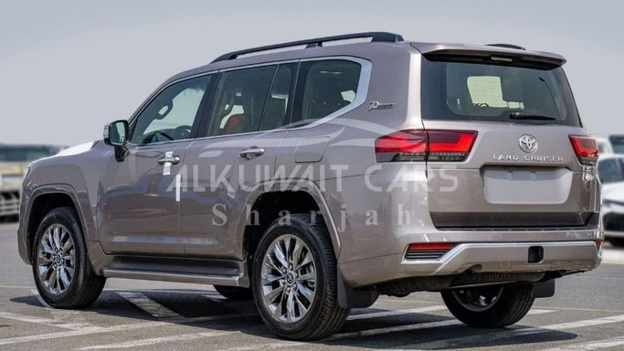 New Toyota Land Cruiser 300 Series, 3.3 l, 2025 in Sharjah by Nour Alnukhba Motors, Beige color. Other | AUTO.AE