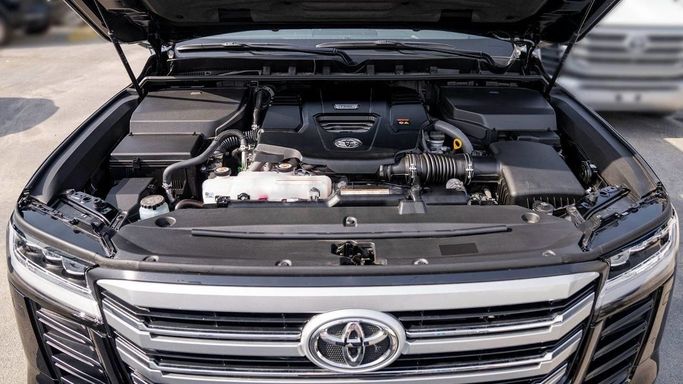 Новый Toyota Land Cruiser 300 Series, 3.4 л, 2025 в Шардже от Nour Alnukhba Motors Черный цвет. Other | AUTO.AE