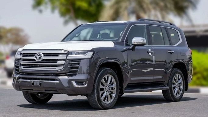 New Toyota Land Cruiser 300 Series, 3.3 l, 2025 in Sharjah by Nour Alnukhba Motors, Grey color. Other | AUTO.AE