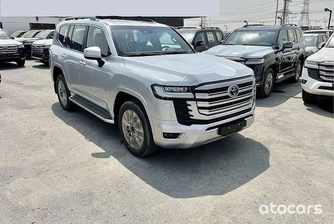 Новый Toyota Land Cruiser 300 Series, 3.4 л, 2024 в Шардже от Nour Alnukhba Motors Белый цвет. Other | AUTO.AE