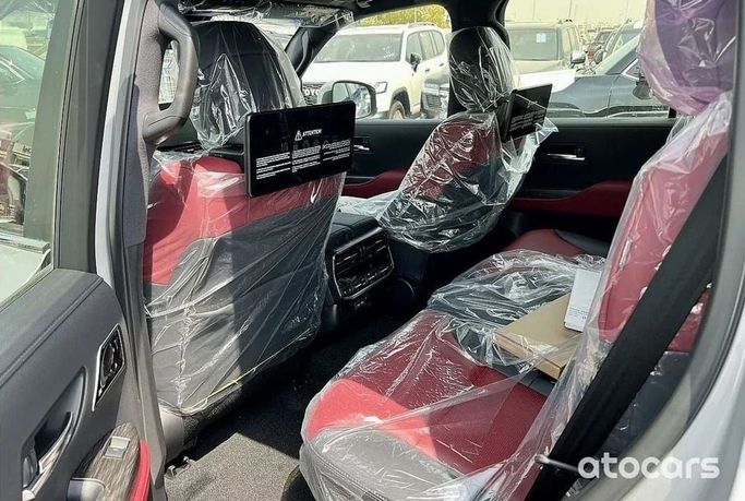 Новый Toyota Land Cruiser 300 Series, 3.4 л, 2024 в Шардже от Nour Alnukhba Motors Белый цвет. Other | AUTO.AE