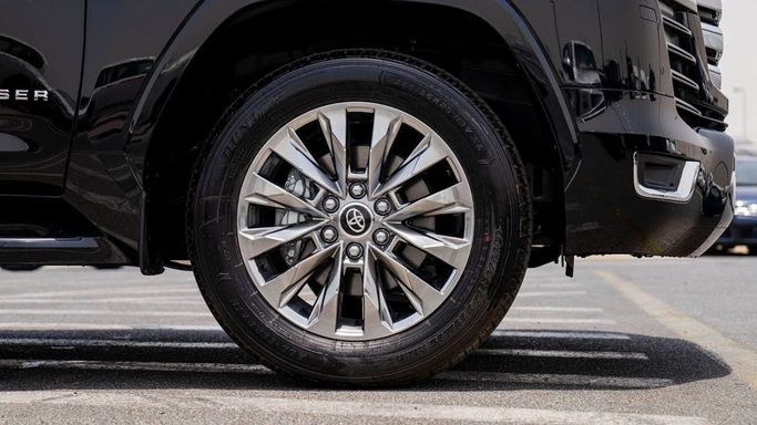 New Toyota Land Cruiser 300 Series, 3.3 l, 2025 in Sharjah by Nour Alnukhba Motors, Black color. Other | AUTO.AE