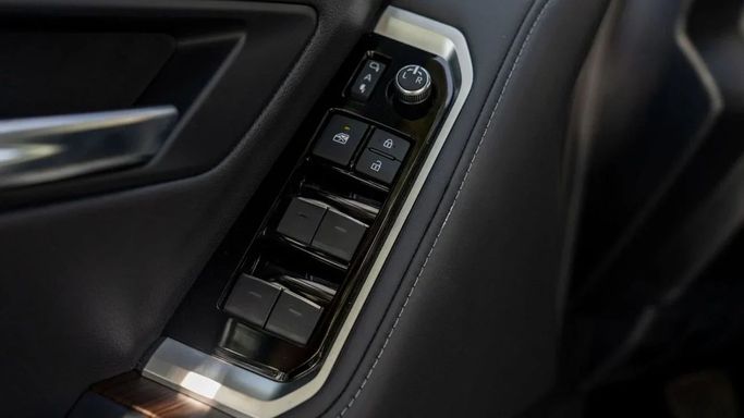 New Toyota Land Cruiser 300 Series, 3.3 l, 2025 in Sharjah by Nour Alnukhba Motors, Black color. Other | AUTO.AE